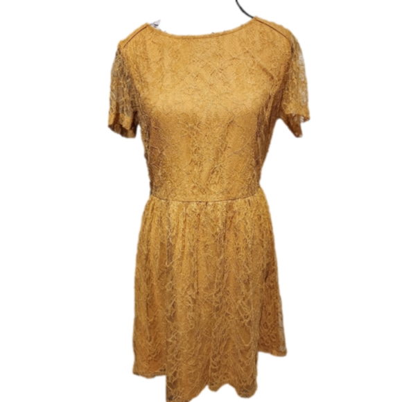 Gianni Bini Dresses & Skirts - Gianni Bini Mustard colored Lace dress Small